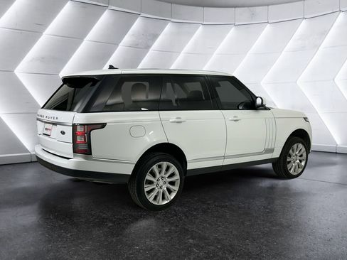 Used 2016 Land Rover Range Rover Supercharged image 4