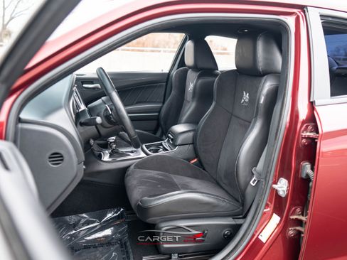 Used 2019 Dodge Charger Scat Pack w/ Technology Group image 16