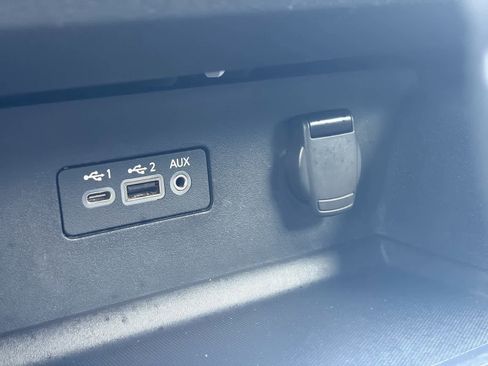 Certified 2019 Nissan Altima 2.5 SR w/ SR Premium Package image 28