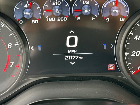 Used 2022 Chevrolet Camaro SS image 32