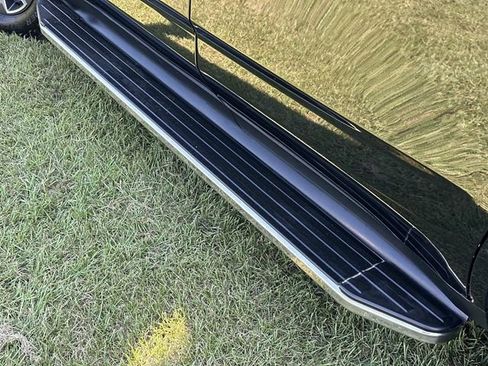 Used 2021 Chevrolet Tahoe Z71 image 15