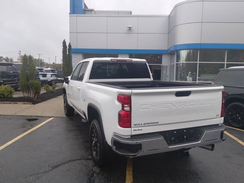Used 2024 Chevrolet Silverado 2500 LT image 5