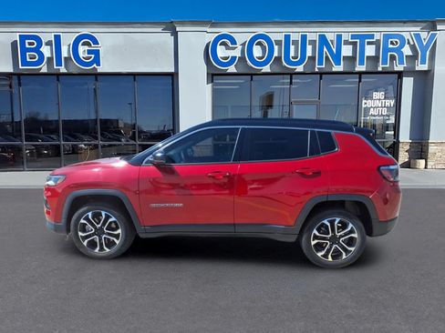 Used 2023 Jeep Compass Limited AWD/4WD image 8