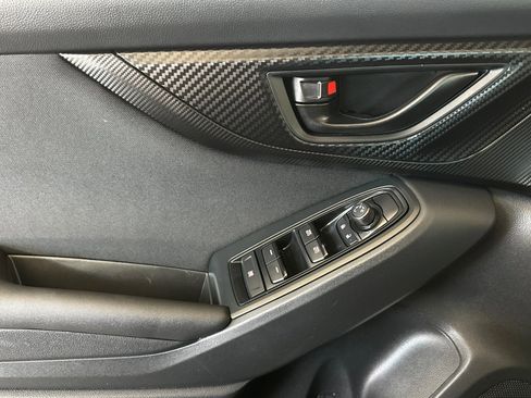 Used 2023 Subaru Crosstrek 2.0i image 11