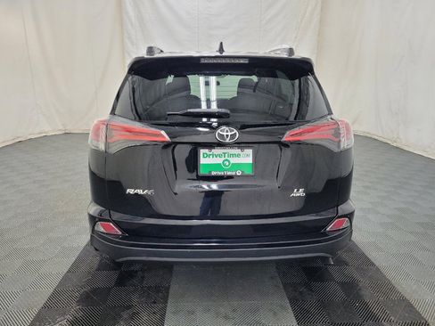 Used 2016 Toyota RAV4 LE AWD/4WD image 6