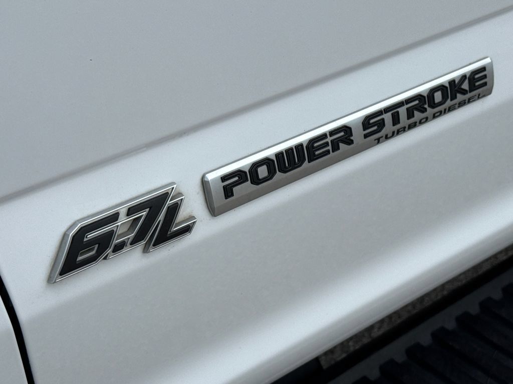 Used 2019 Ford F550 4x4 Regular Cab Super Duty image 6