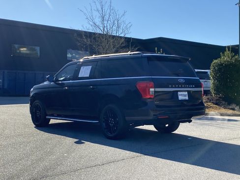 Used 2022 Ford Expedition Max XLT image 16