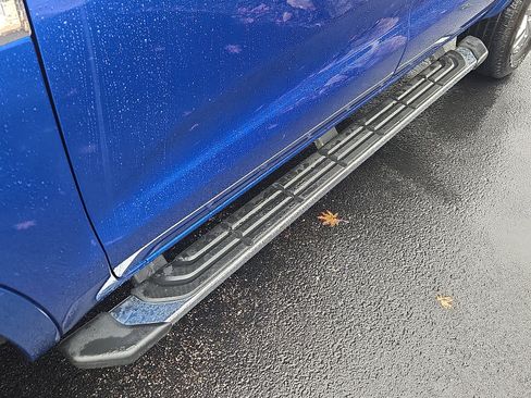 Used 2019 Ford Ranger XLT w/ Equipment Group 302A Luxury image 12