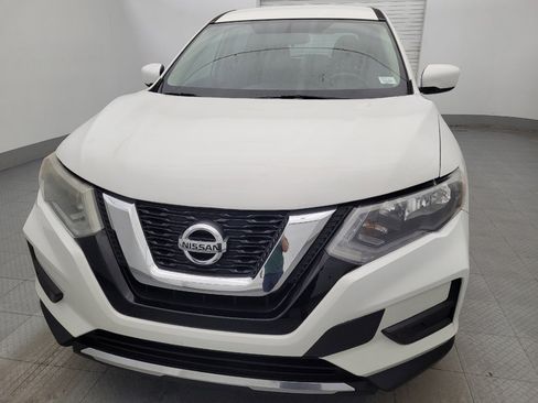 Used 2017 Nissan Rogue S FWD image 15