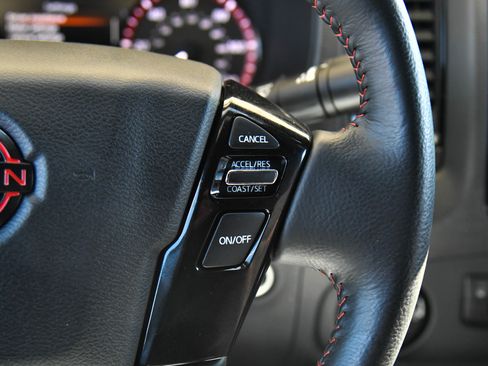 Used 2024 Nissan Frontier PRO-4X w/ Off-Road Protection Package image 27