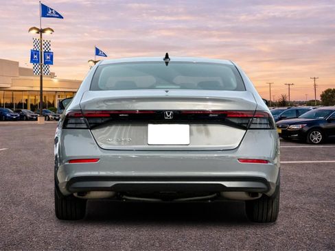 Used 2026 Honda Accord SE image 5