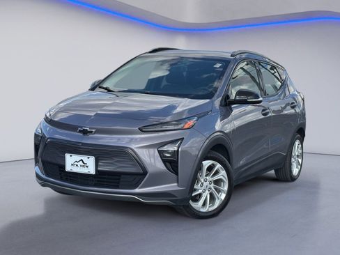 Used 2023 Chevrolet Bolt EUV LT image 2