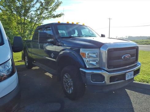 Used 2016 Ford F250 XL w/ XL Appearance Package AWD/4WD image 10