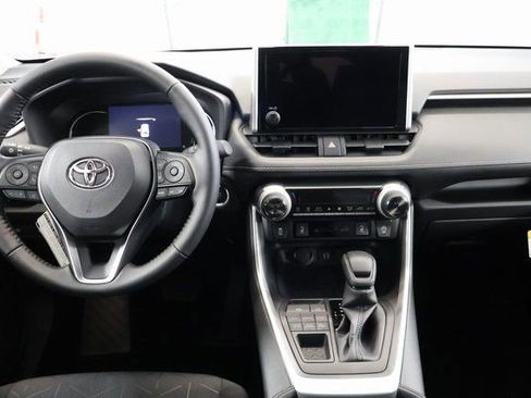 New 2025 Toyota RAV4 XLE image 13