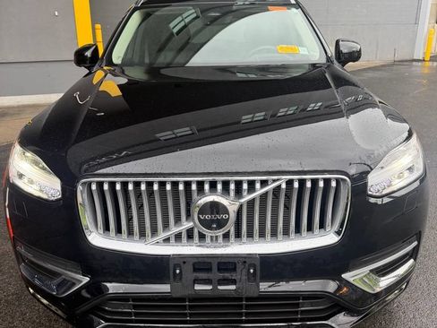 Used 2023 Volvo XC90 B6 Ultimate w/ Protection Package Premier AWD/4WD image 4