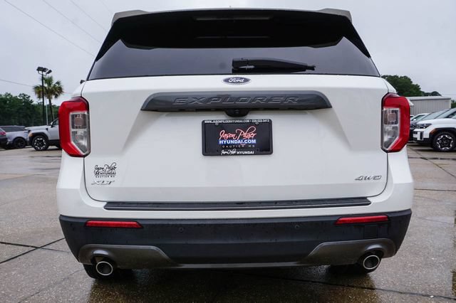 Used 2022 Ford Explorer XLT w/ Equipment Group 202A AWD/4WD image 6