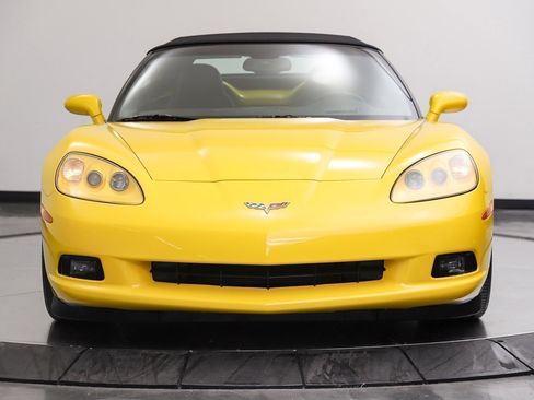 Used 2006 Chevrolet Corvette Convertible w/ Preferred Equipment Group RWD image 17