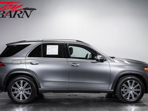Used 2025 Mercedes-Benz GLE 450e 4MATIC w/ Driver Assistance Package image 6