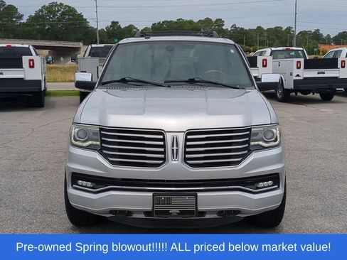 Used 2016 Lincoln Navigator Select AWD/4WD image 16