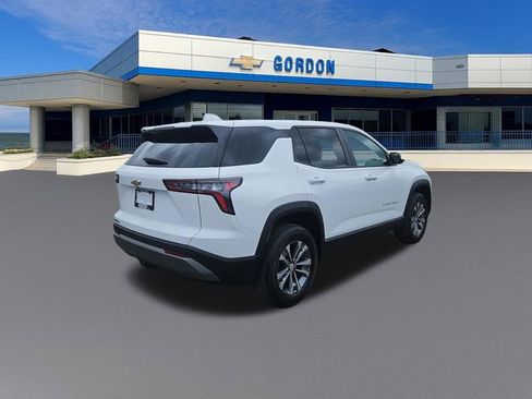 Used 2025 Chevrolet Equinox LT FWD image 5