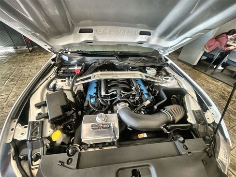 Used 2017 Ford Mustang GT image 30