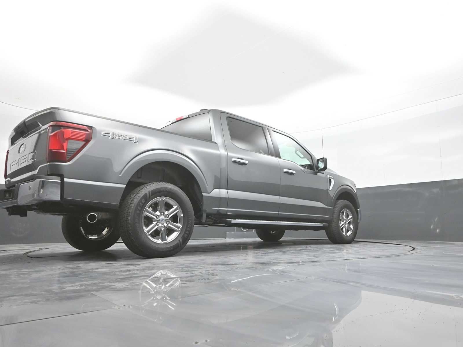 Used 2025 Ford F150 XLT w/ Equipment Group 301A Standard AWD/4WD image 41