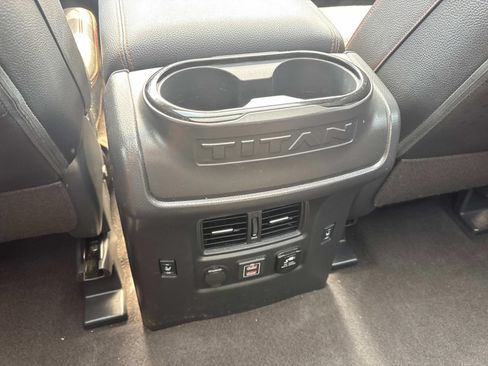 Used 2024 Nissan Titan PRO-4X w/ Pro-4x Convenience Package AWD/4WD image 19