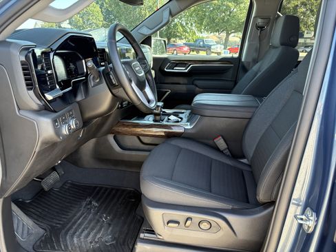 Used 2026 GMC Sierra 1500 Elevation AWD/4WD image 4