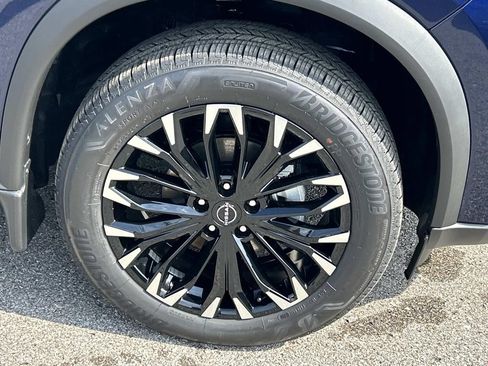 New 2026 Nissan Rogue Dark Armor AWD/4WD image 9