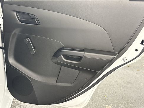 Used 2020 Chevrolet Sonic LT image 36