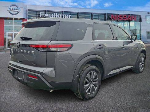 Certified 2025 Nissan Pathfinder S w/ Cargo Package image 6
