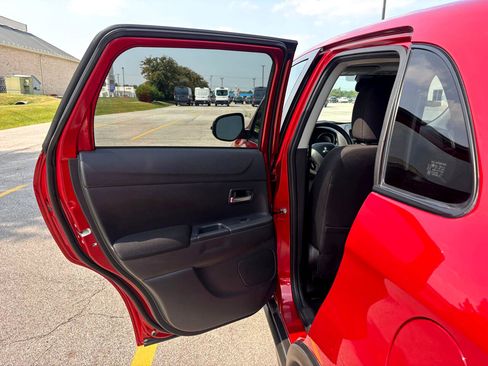 Used 2024 Mitsubishi Outlander Sport AWD image 14