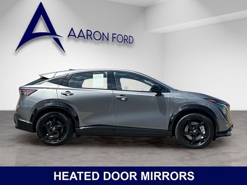 Used 2023 Nissan Ariya AWD image 6