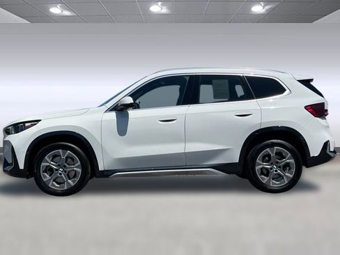 Used 2025 BMW X1 xDrive28i w/ Convenience Package AWD/4WD image 2