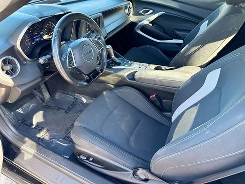 Used 2019 Chevrolet Camaro LT image 24