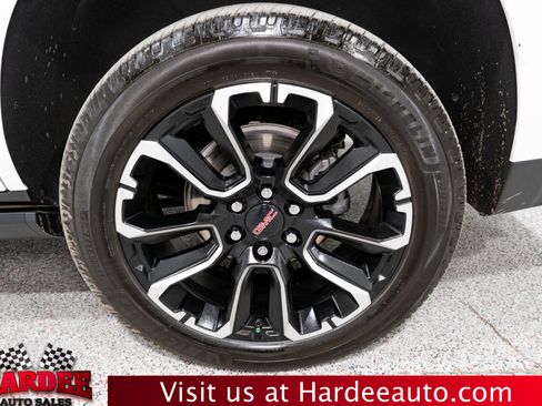 Used 2023 GMC Yukon Denali w/ Max Trailering Package AWD/4WD image 10