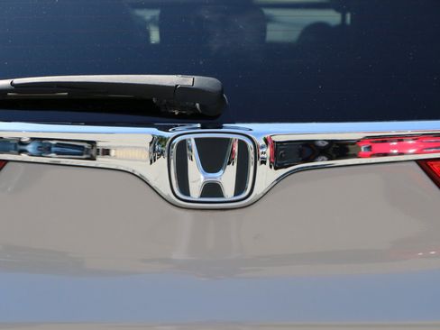 Used 2018 Honda CR-V EX image 5