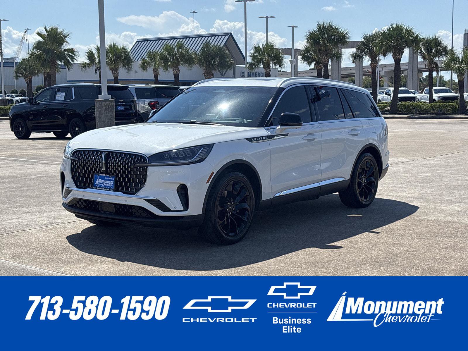 Used 2025 Lincoln Aviator Reserve w/ Luxury Package RWD image 1