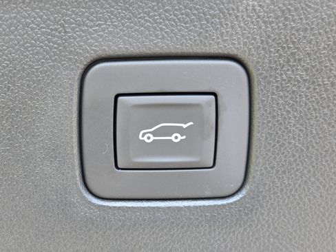 New 2026 Buick Envista Sport Touring FWD image 7