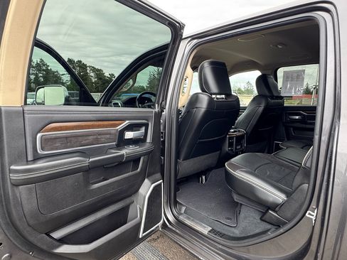 Used 2022 RAM 2500 Laramie image 14
