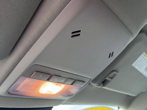 Used 2018 Buick Encore Preferred image 17