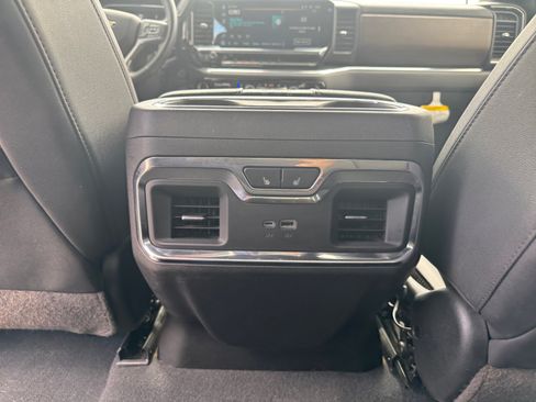 Used 2024 Chevrolet Silverado 3500 High Country w/ High Country Premium Package AWD/4WD image 32