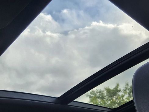 Used 2025 Mercedes-Benz GLS 450 4MATIC image 29