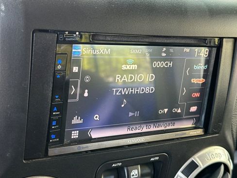 Used 2018 Jeep Wrangler Unlimited Sahara AWD/4WD image 20