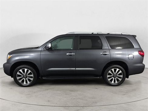 Used 2019 Toyota Sequoia Limited image 2