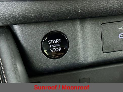 Certified 2024 Nissan Rogue Platinum image 22