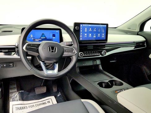 Used 2025 Honda Prologue Touring image 13