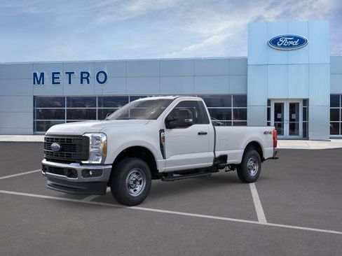 New 2026 Ford F250 XL w/ XL Chrome Package AWD/4WD image 2