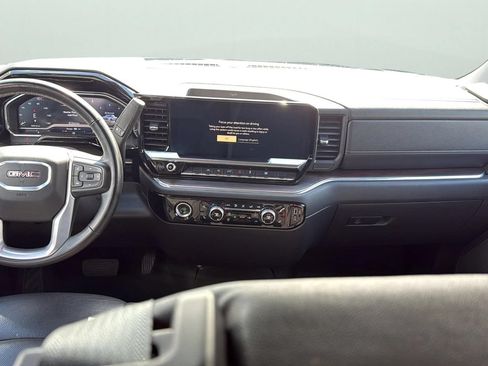 Used 2024 GMC Sierra 1500 SLT AWD/4WD image 9