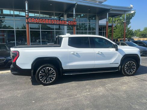 Used 2026 GMC Sierra EV Denali AWD/4WD image 2